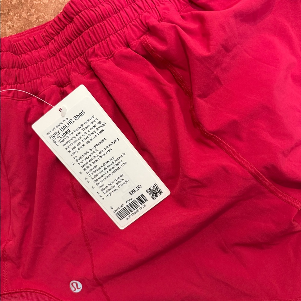 Sold out color !!Lululemon Athletica Hotty Hot HR Shorts in pink drangon